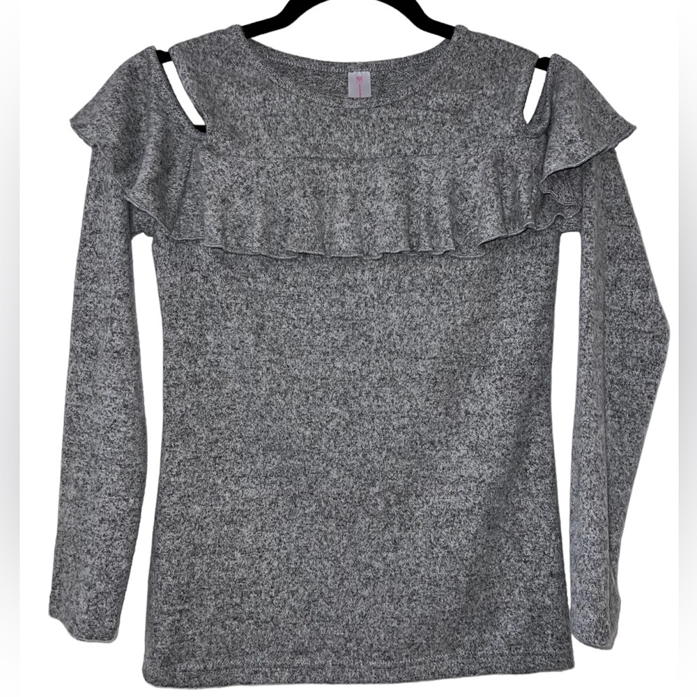 No Boundaries Light Gray Cold Shoulder Long Sleeve Sweater
